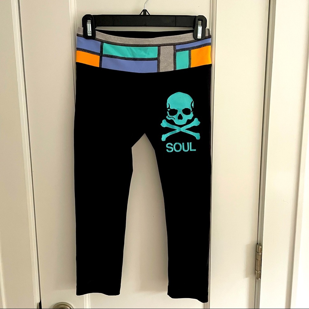 Lululemon x SoulCycle Wunder Under Crop 21” size 4